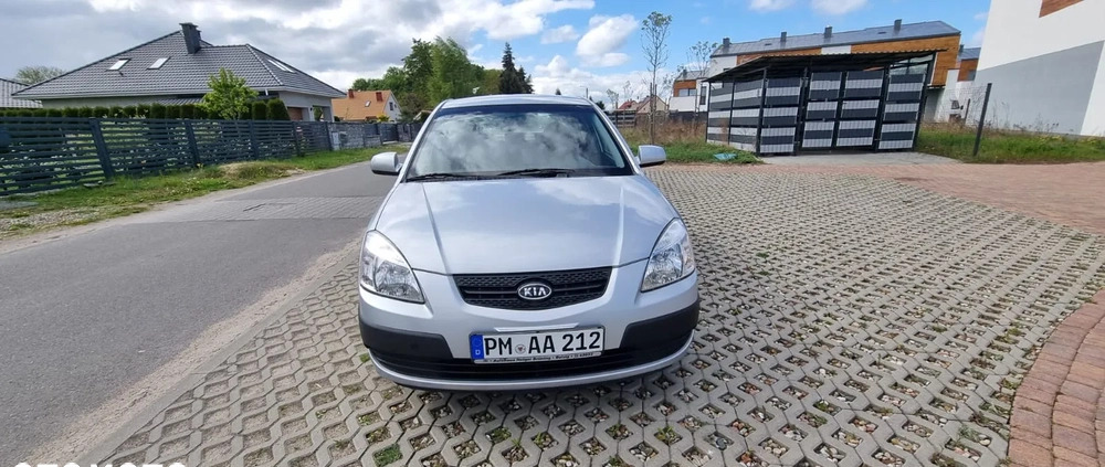 Kia Rio cena 10000 przebieg: 123000, rok produkcji 2006 z Kłodawa małe 121